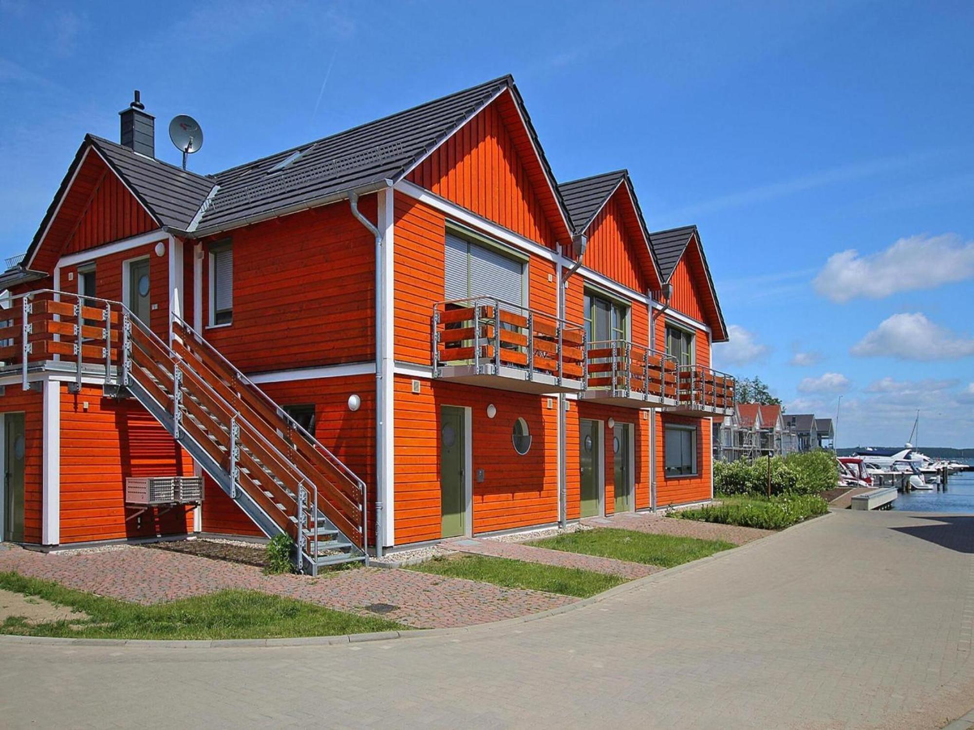Holiday Apartment In The Apartment House At The Lighthouse Plau Am See Exterior photo